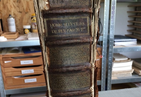 Restauration d'ouvrages dans le Calvados - Atelier de reliure à Caen